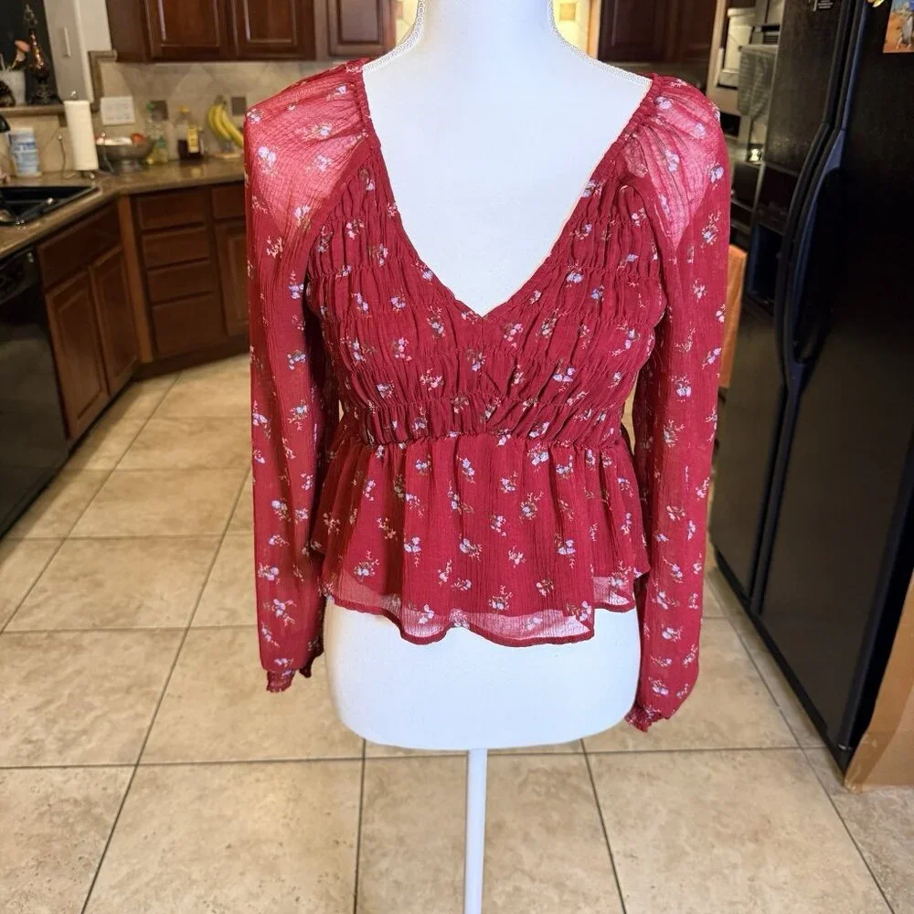 American Eagle Puff Sleeve Top Blouse Floral Ditsy Baby Doll Boho Smocked Size S - Picture 7 of 9